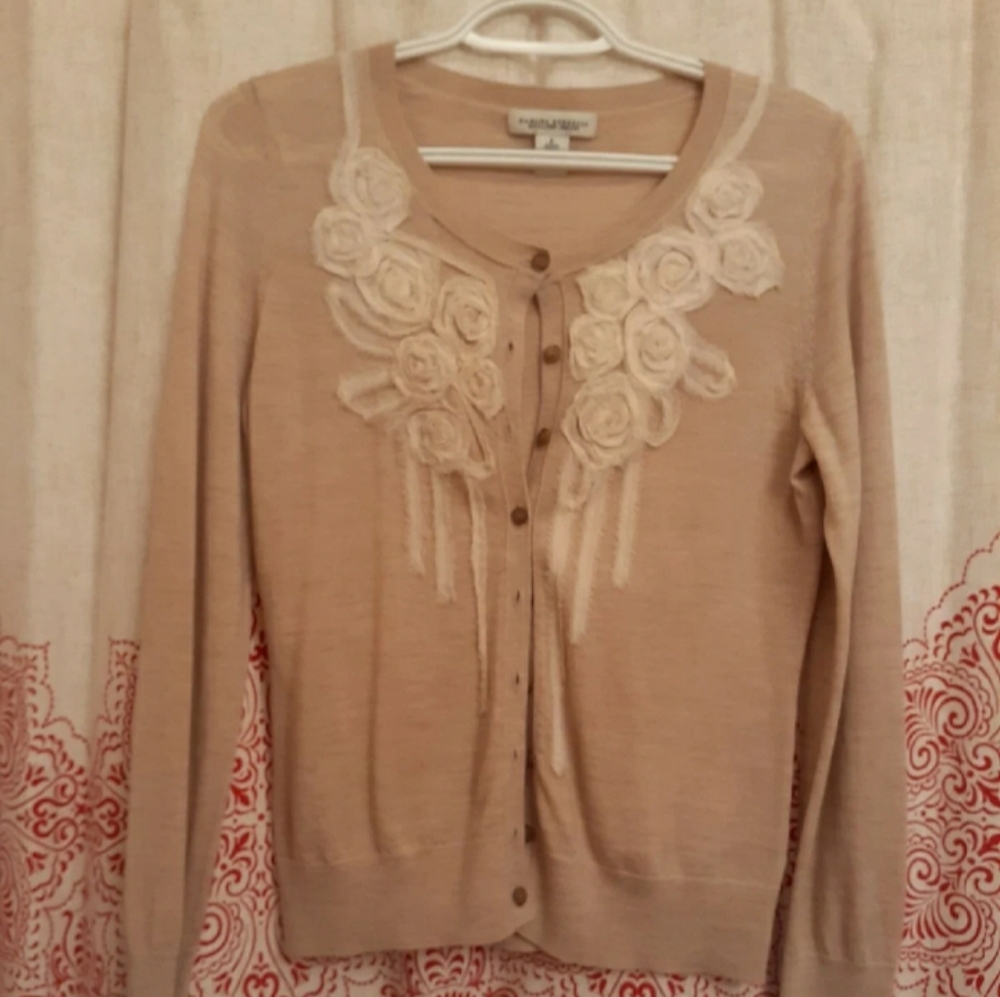 Banana Republic Cardigan Size Small